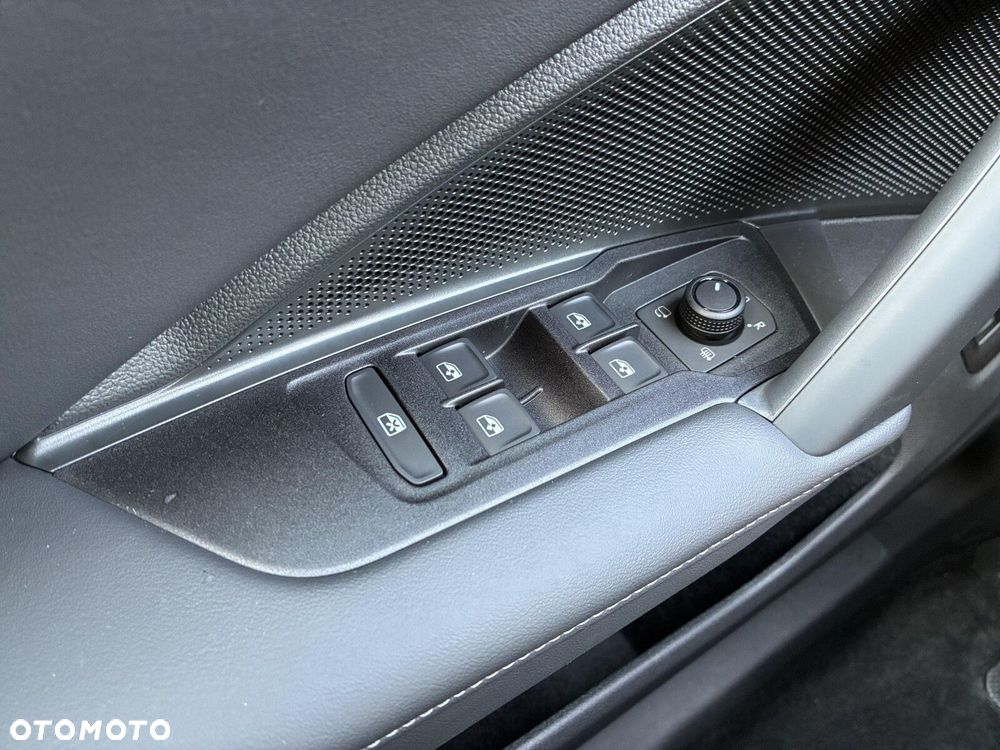 Volkswagen Tiguan - 23