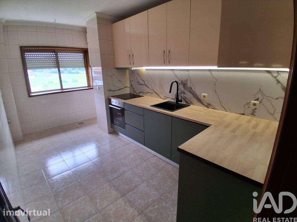 Apartamento em Rio Tinto de 94 m2 - Grande imagem: 3/16