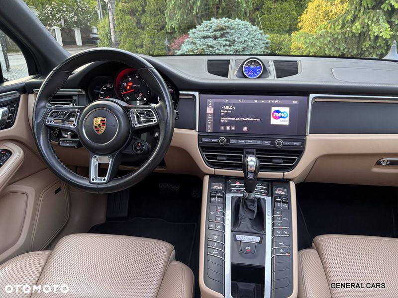 Porsche Macan - 30