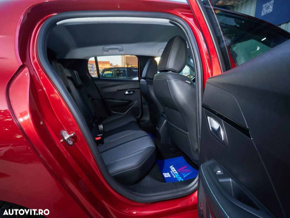 Peugeot 208 1.2 L PureTech STT EAT8 Allure Pack - 32