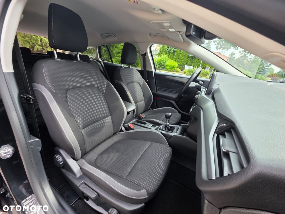 Ford Focus 1.5 EcoBlue Start-Stopp-System COOL&CONNECT - 22