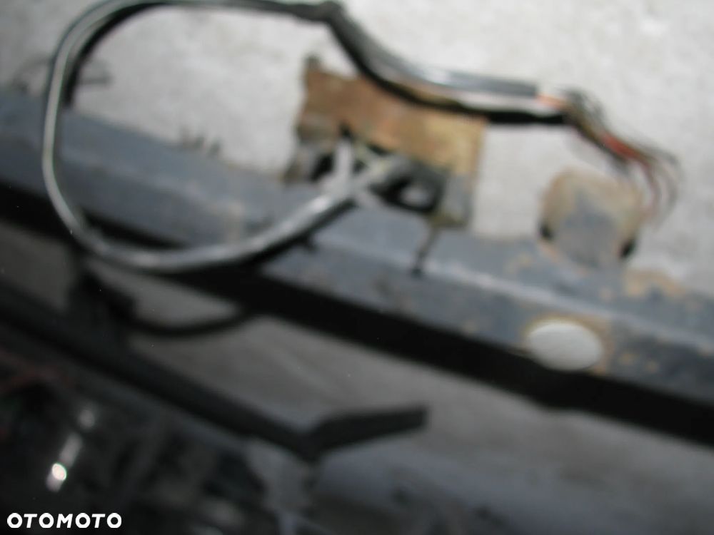 HAK HOLOWNICZY AUDI A4 B5 SEDAN - 5