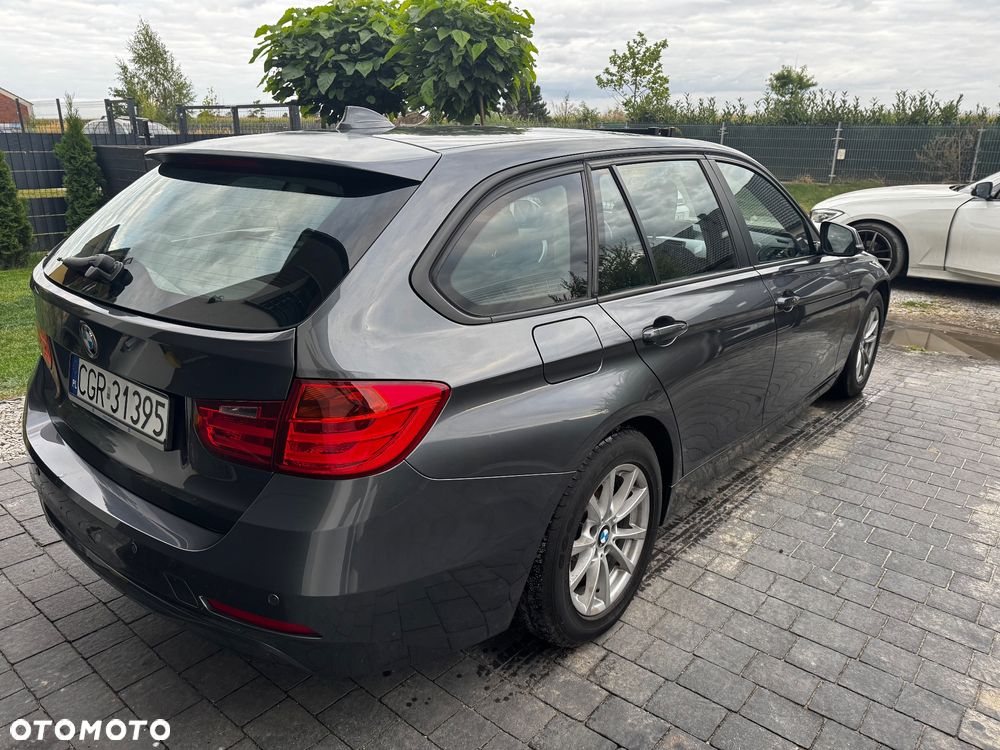 BMW Seria 3 320d - 6