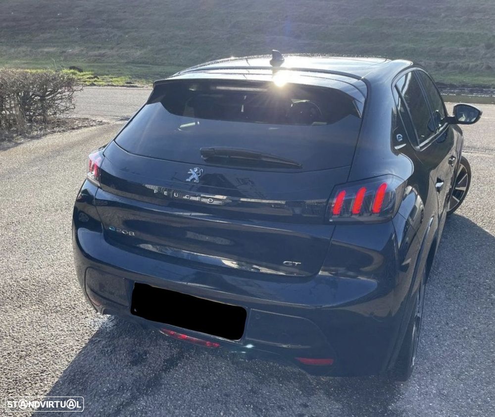 Peugeot e-208 GT - 4