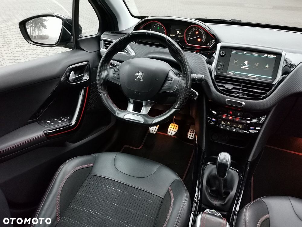 Peugeot 2008 1.5 BlueHDi GT Line S&S - 15