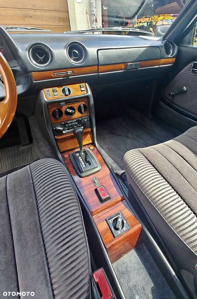 Mercedes-Benz W123 - 6
