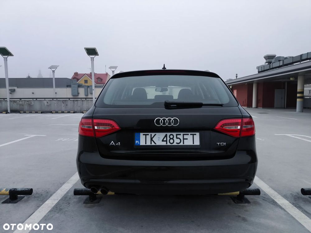 Audi A4 Avant 2.0 TDI DPF Ambiente - 6