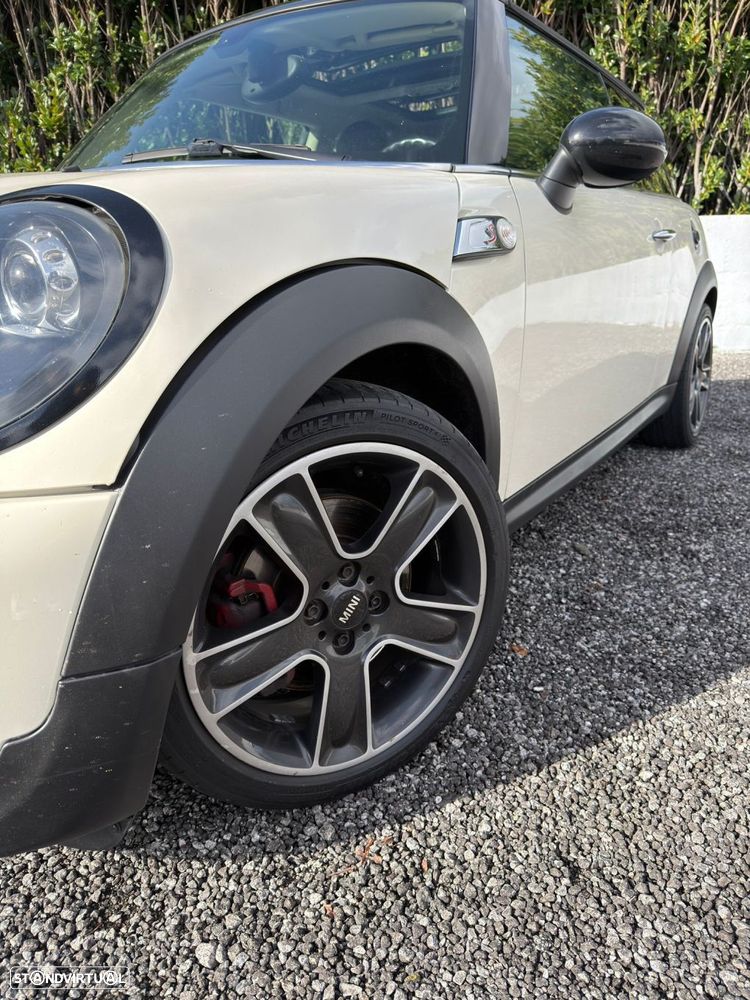 MINI 3 Portas Cooper S - 18