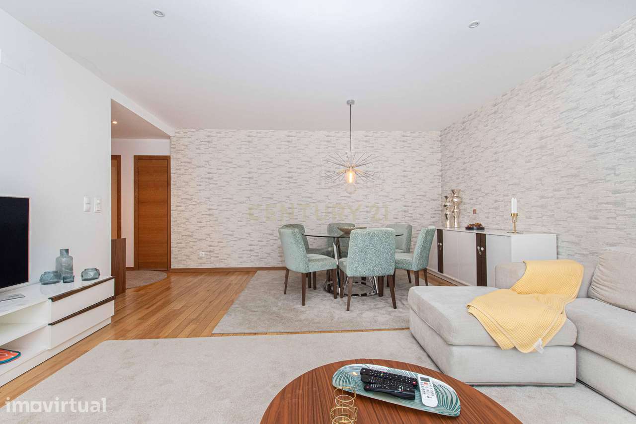 Apartamento T3 nas Colinas do Cruzeiro-Odivelas para arrendamento - Grande imagem: 4/23