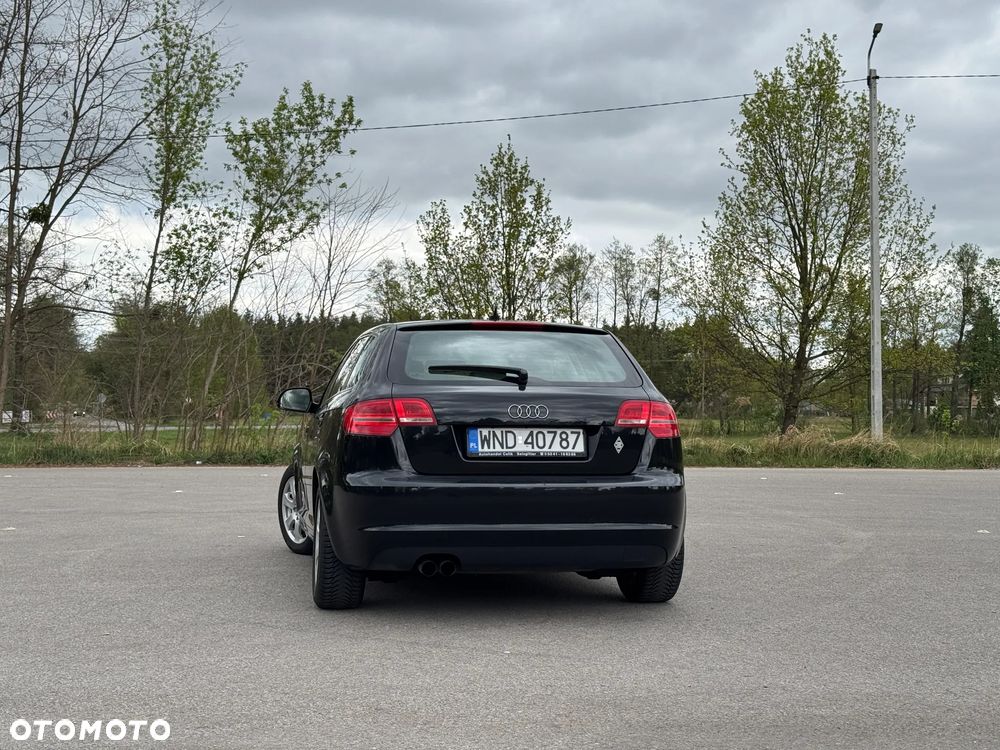 Audi A3 Sportback - 13