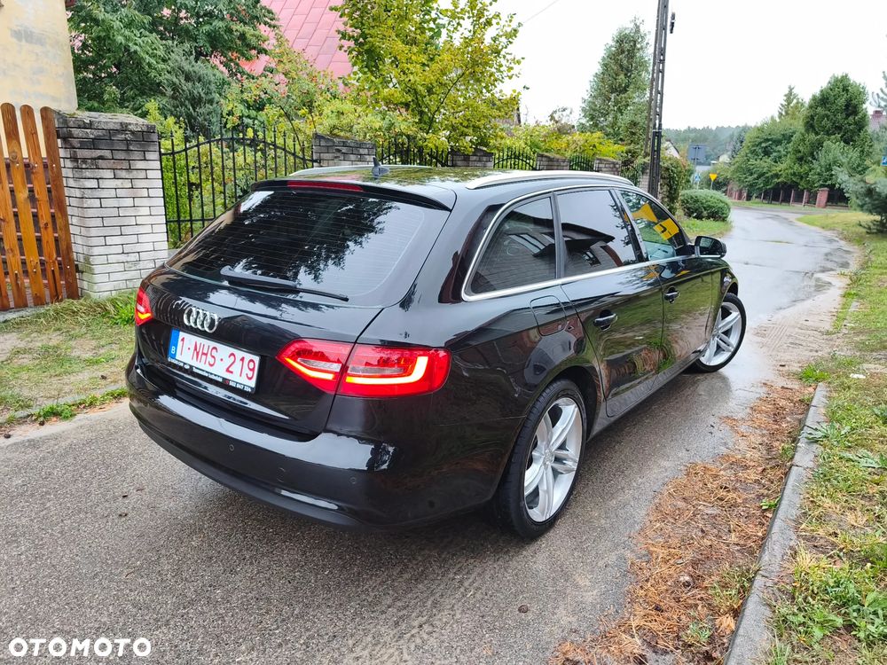 Audi A4 Avant 2.0 TDI DPF Ambiente - 25