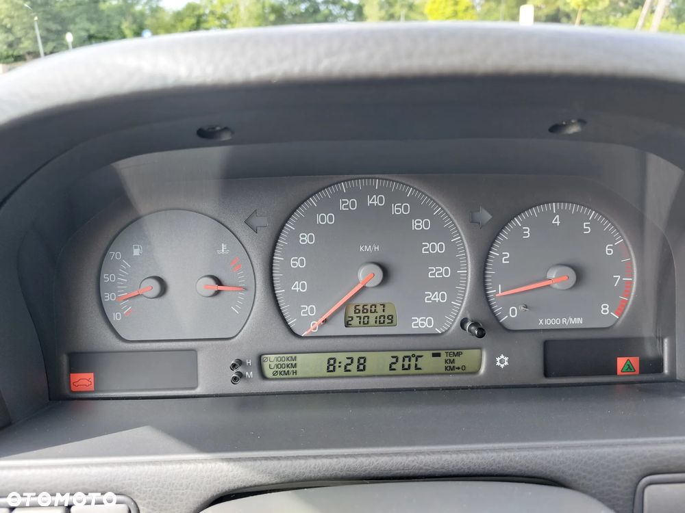 Volvo V70 2.4 - 31