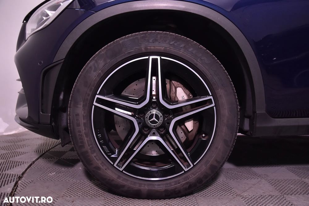 Mercedes-Benz GLC 220 d 4Matic 9G-TRONIC AMG Line - 13