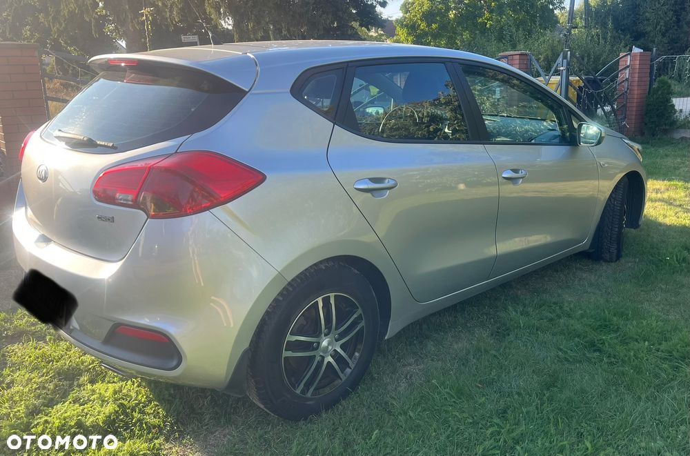 Kia Ceed - 5