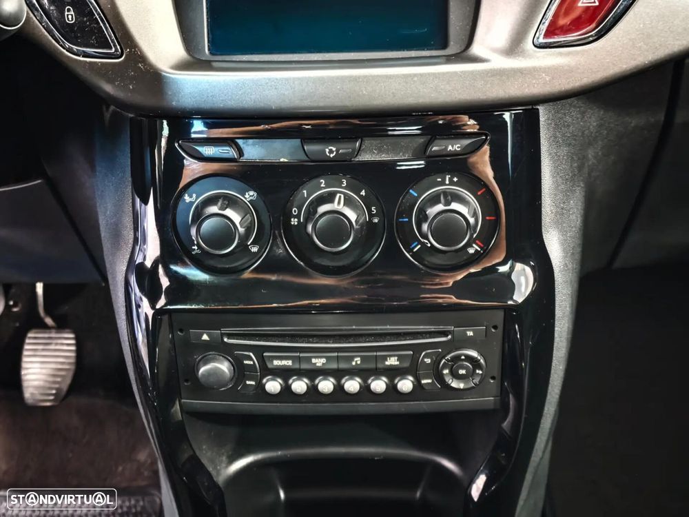 Citroën C3 1.2 PureTech Shine - 9
