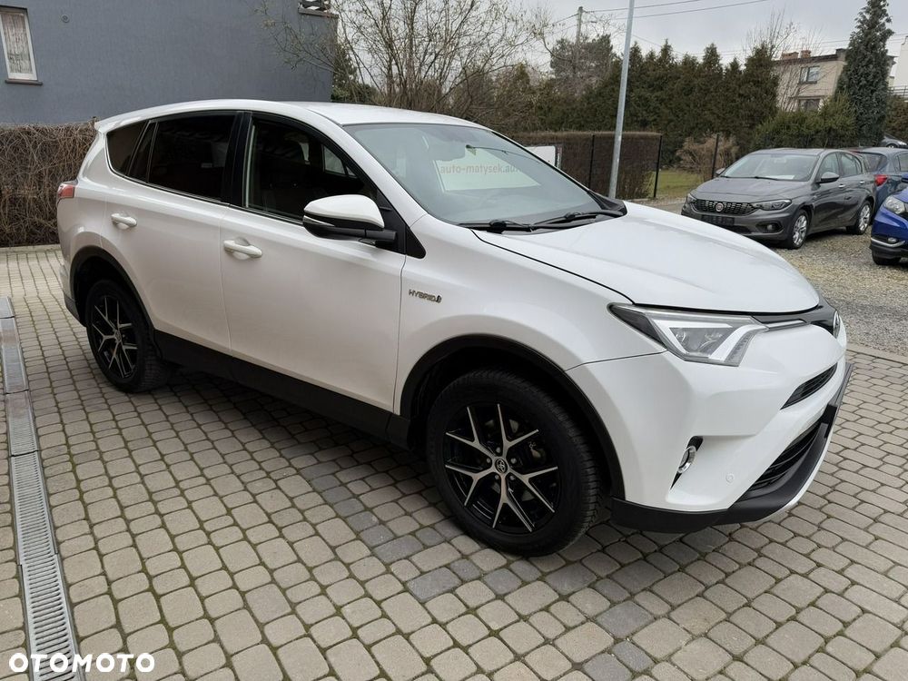 Toyota RAV4 - 4