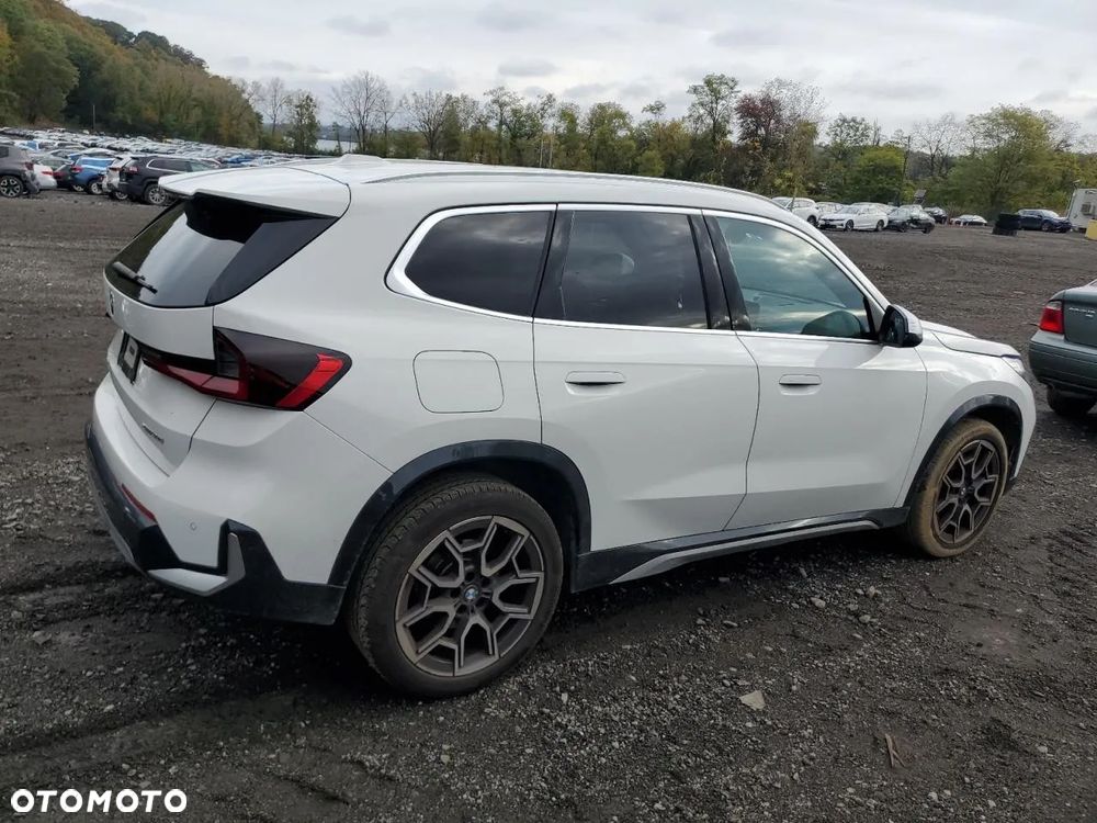 BMW X1 - 3