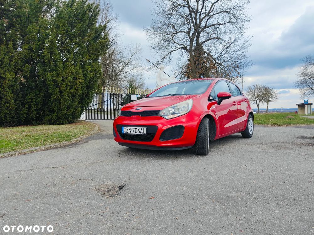 Kia Rio 1.2 Attract - 4