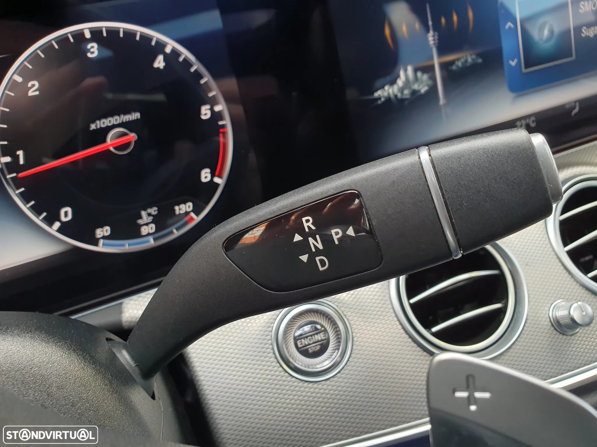 Mercedes-Benz E 220 d AMG - 19