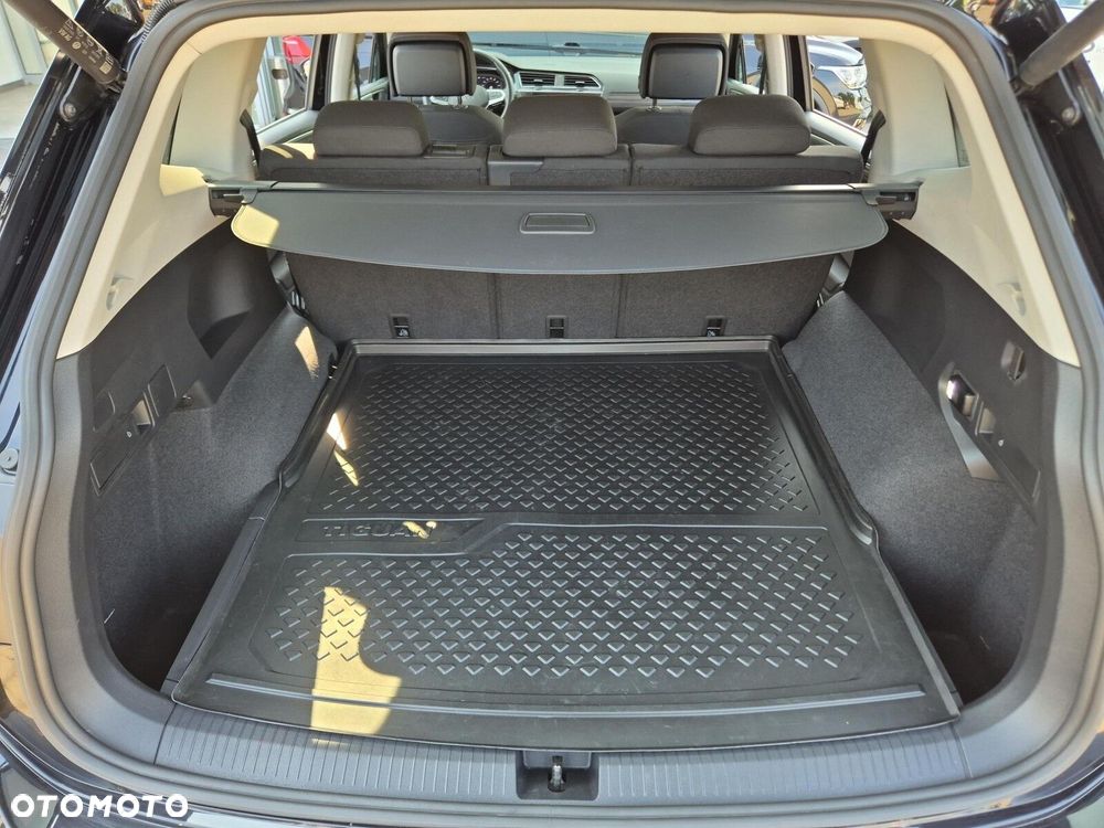 Volkswagen Tiguan Allspace 2.0 TDI 4Mot Elegance DSG - 33