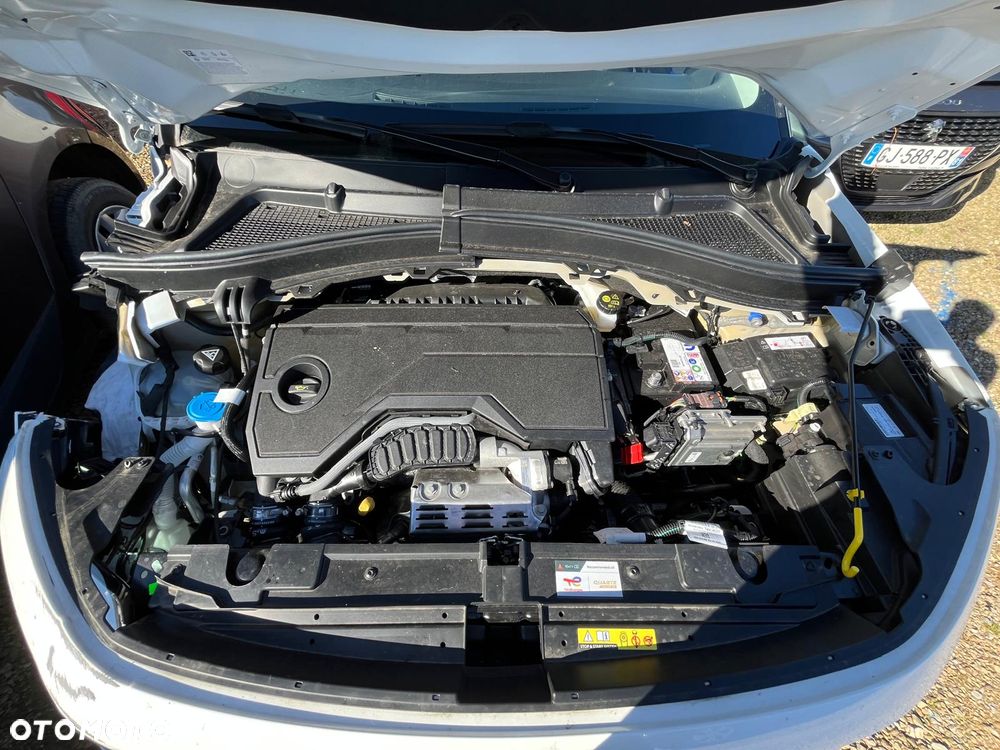 Citroën C4 1.2 mHEV You eDCT6 - 10