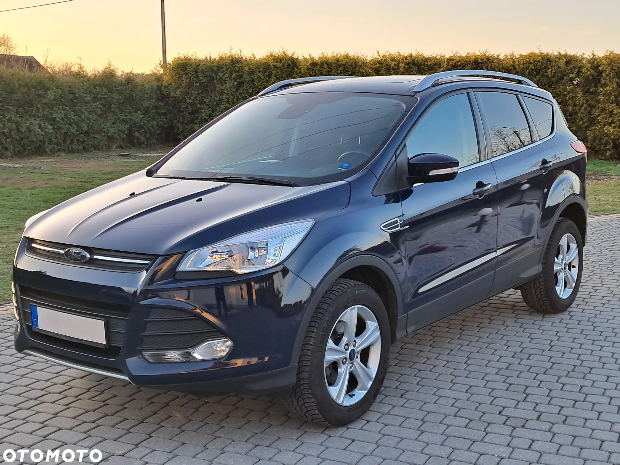 Ford Kuga - 12