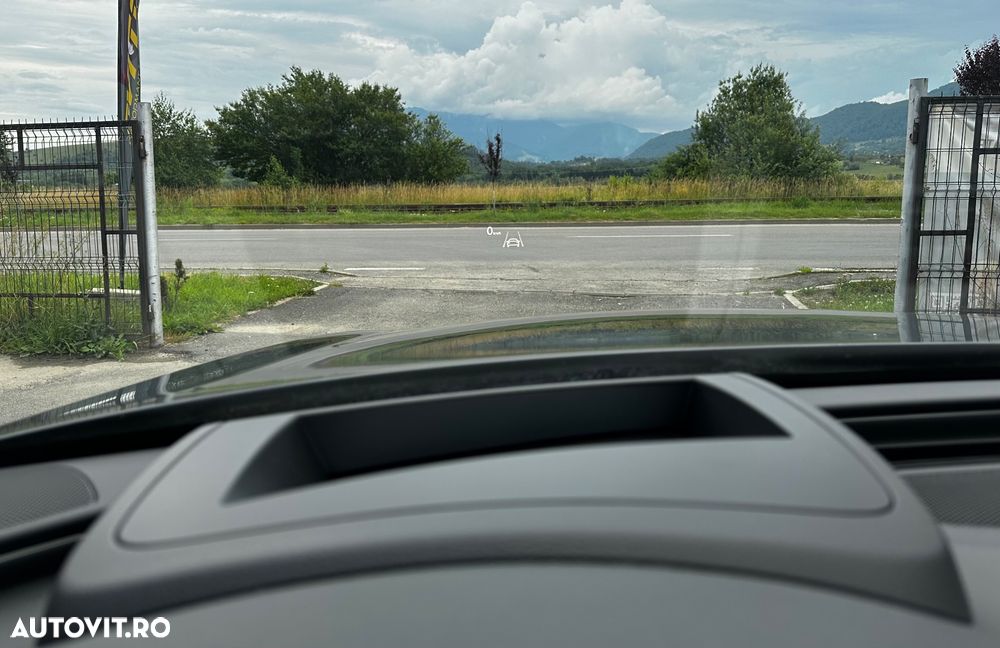 Audi A6 Avant 2.0 TDI DPF multitronic - 32