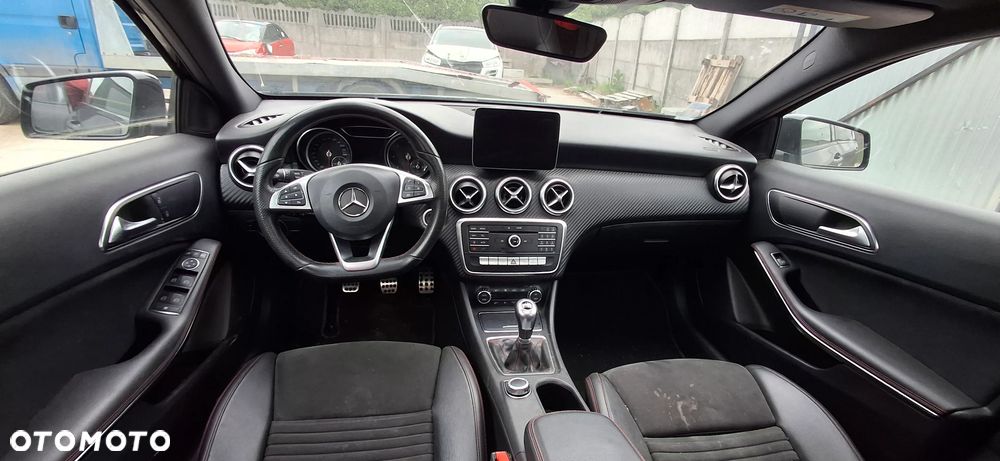 Mercedes-Benz Klasa A 160 d AMG Line - 13