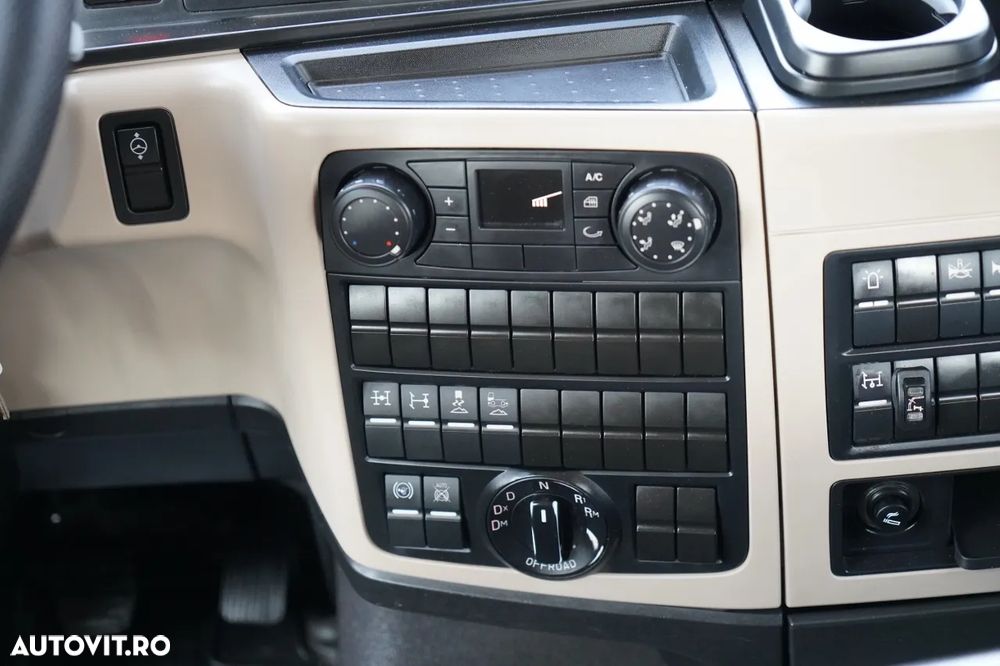 MAN TGS 26.420 / 6x4 / BASCULĂ CU 2 LATE / HIDRODECKER / BORDMATIC + HDS HIAB 188 B-3 / ROTATOR / GRAPER / TELECOMANDĂ / EURO 6 - 29