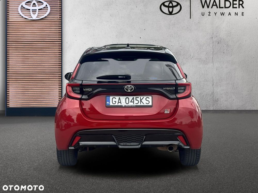 Toyota Yaris - 4