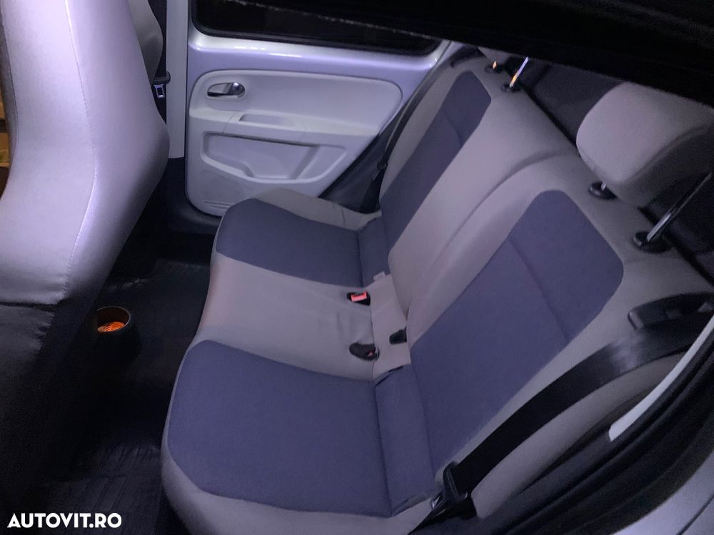 Volkswagen up! 1.0 Black - 5