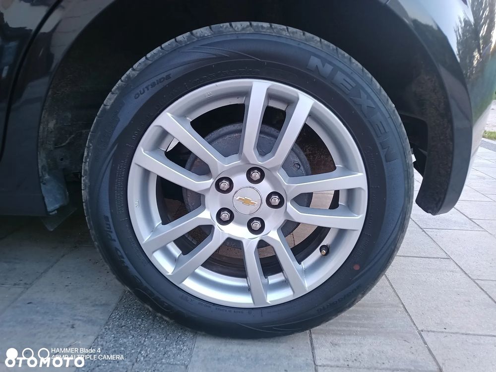 Chevrolet Aveo 1.6 LTZ - 13