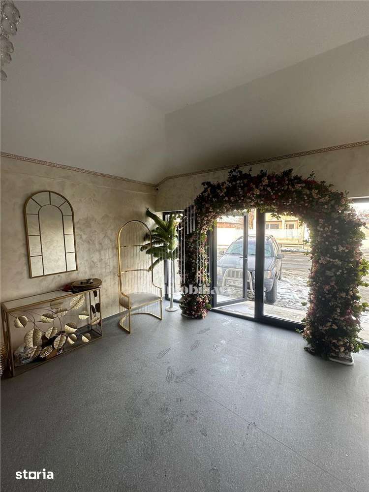 Vanzare Spatiu Comercial Cernica | Salon Evenimente | - Imagine principală: 3/20