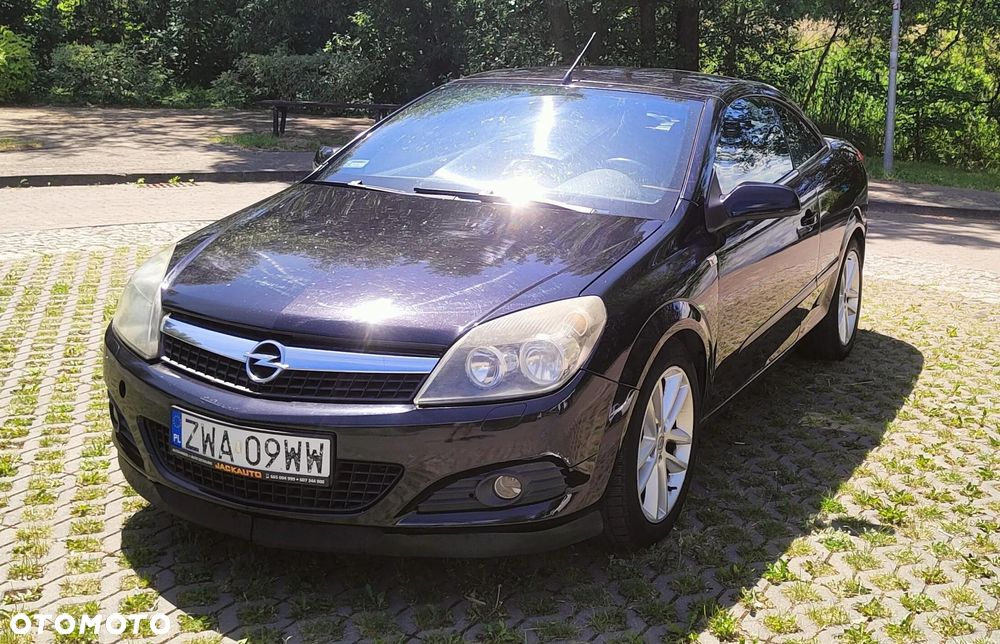 Opel Astra 1.9 CDTI Cosmo - 9