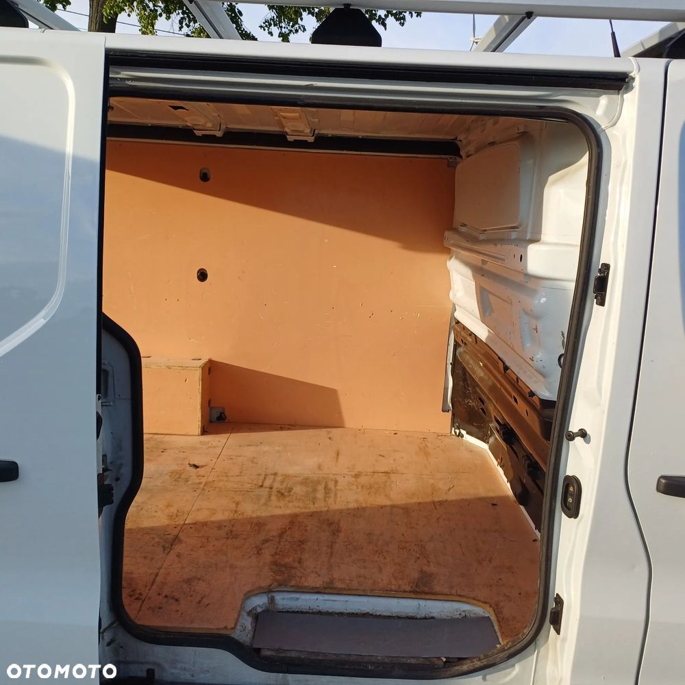 Renault Trafic - 11