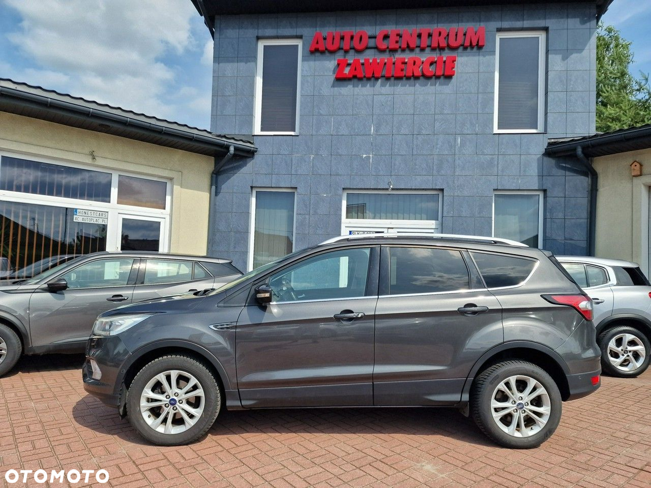 Ford Kuga 1.5 EcoBoost 2x4 Titanium - 5