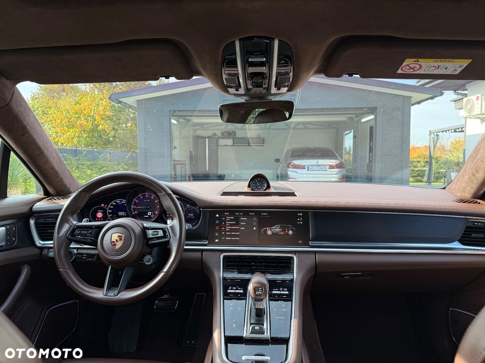 Porsche Panamera 4 Platinum Edition - 14