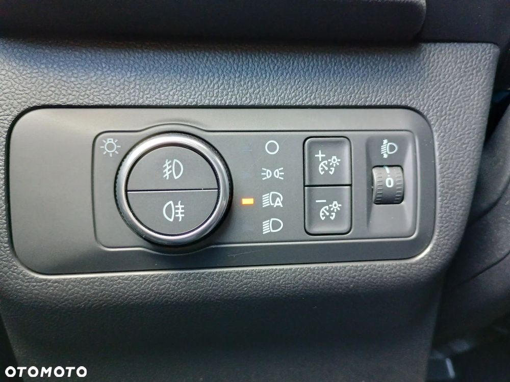 Ford Kuga 1.5 EcoBoost FWD Titanium - 24
