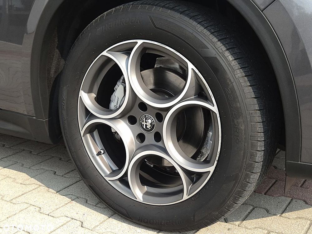 Alfa Romeo Stelvio 2.0 Turbo Sprint Q4 - 24