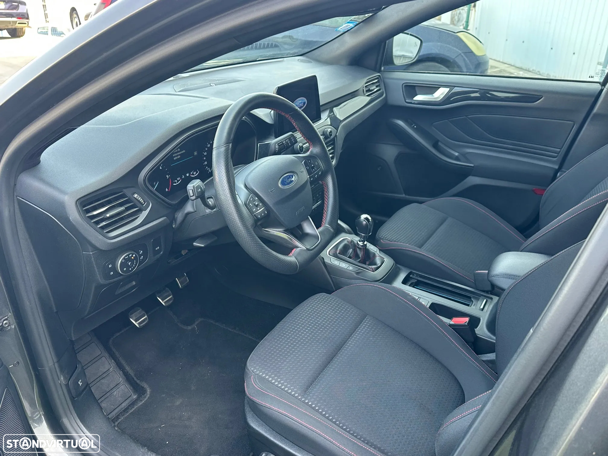 Ford Focus SW 1.5 TDCi EcoBlue ST-Line - 5