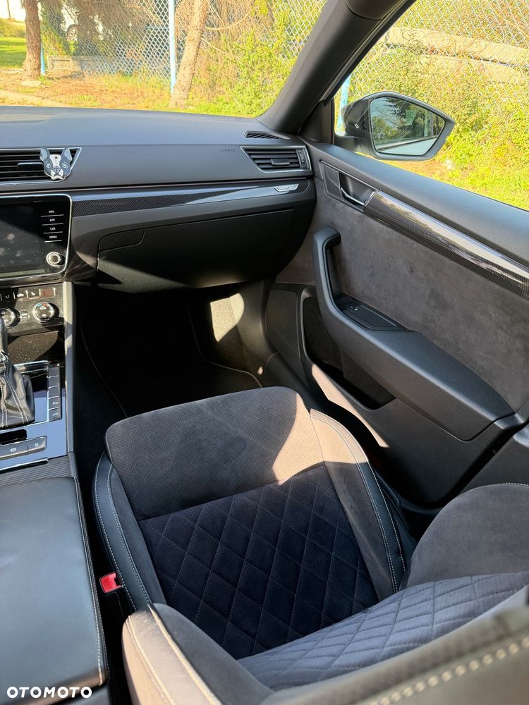 Skoda Superb 2.0 TSI 4x4 Sportline DSG - 17