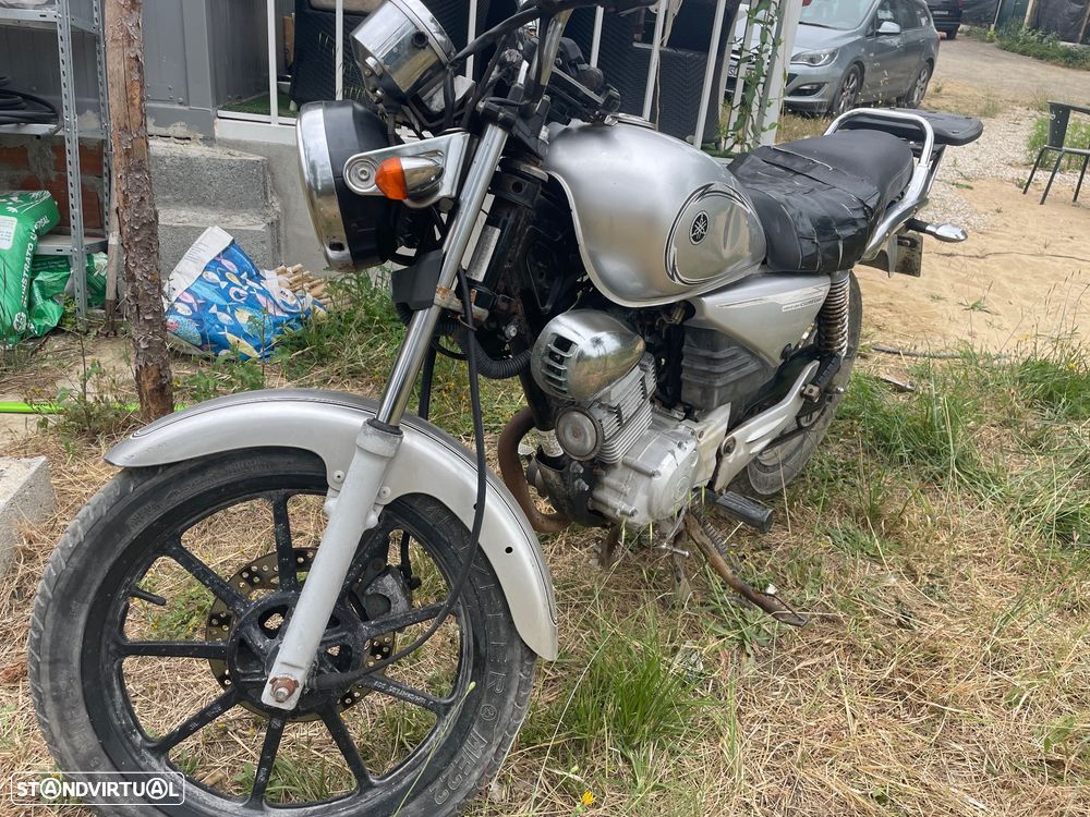 Yamaha YBR YBR 125 Custom - 5