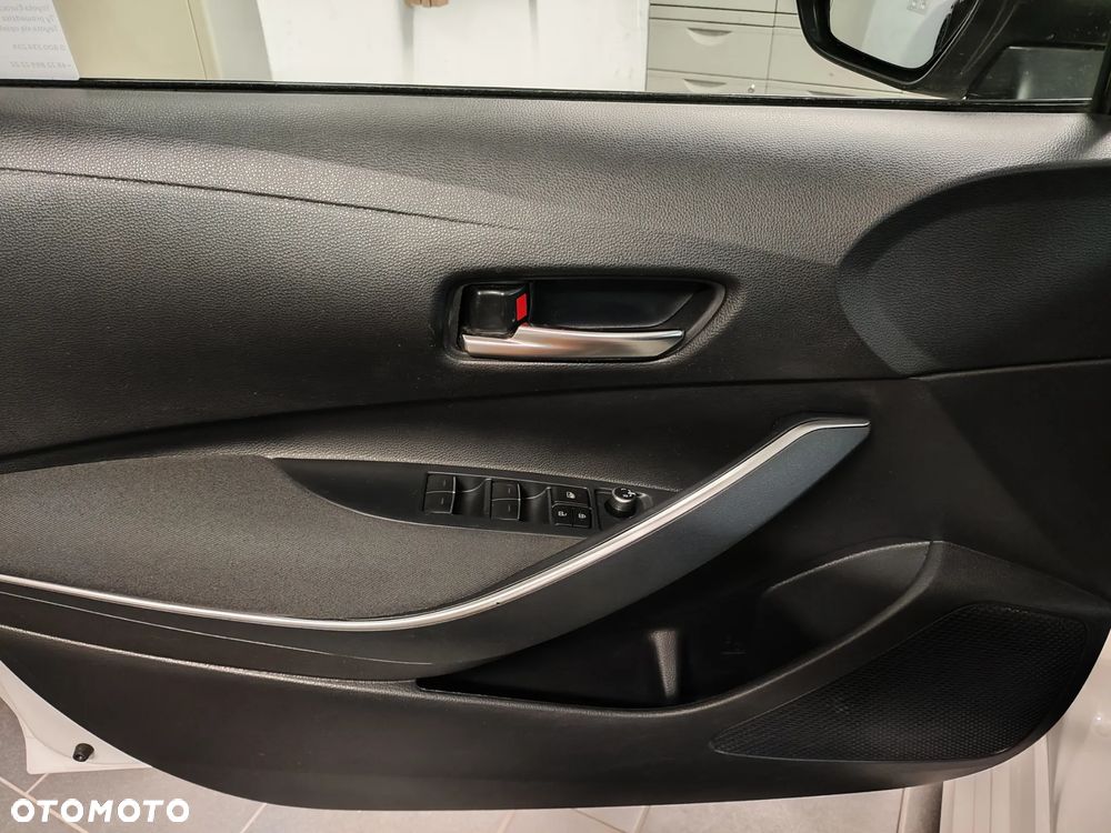 Toyota Corolla 1.6 Comfort - 27
