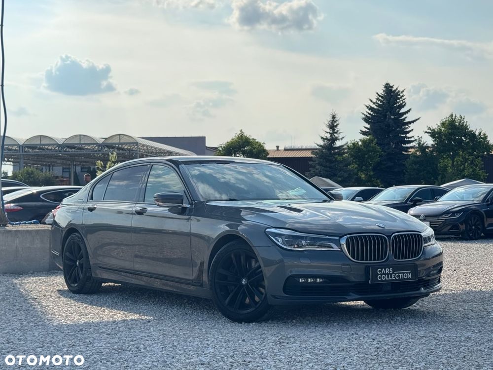 BMW Seria 7 - 2