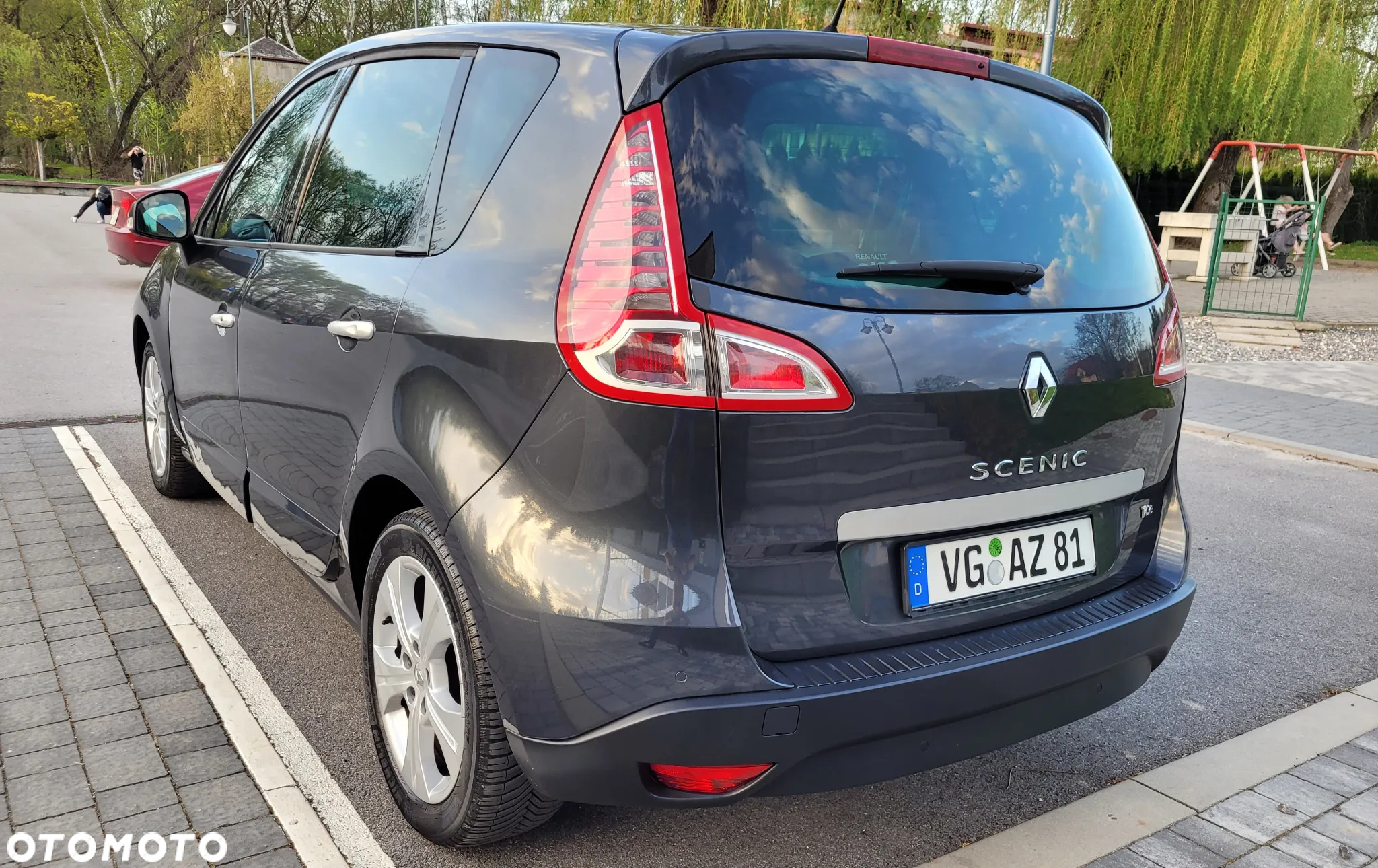 Renault Scenic TCe 130 Dynamique - 6
