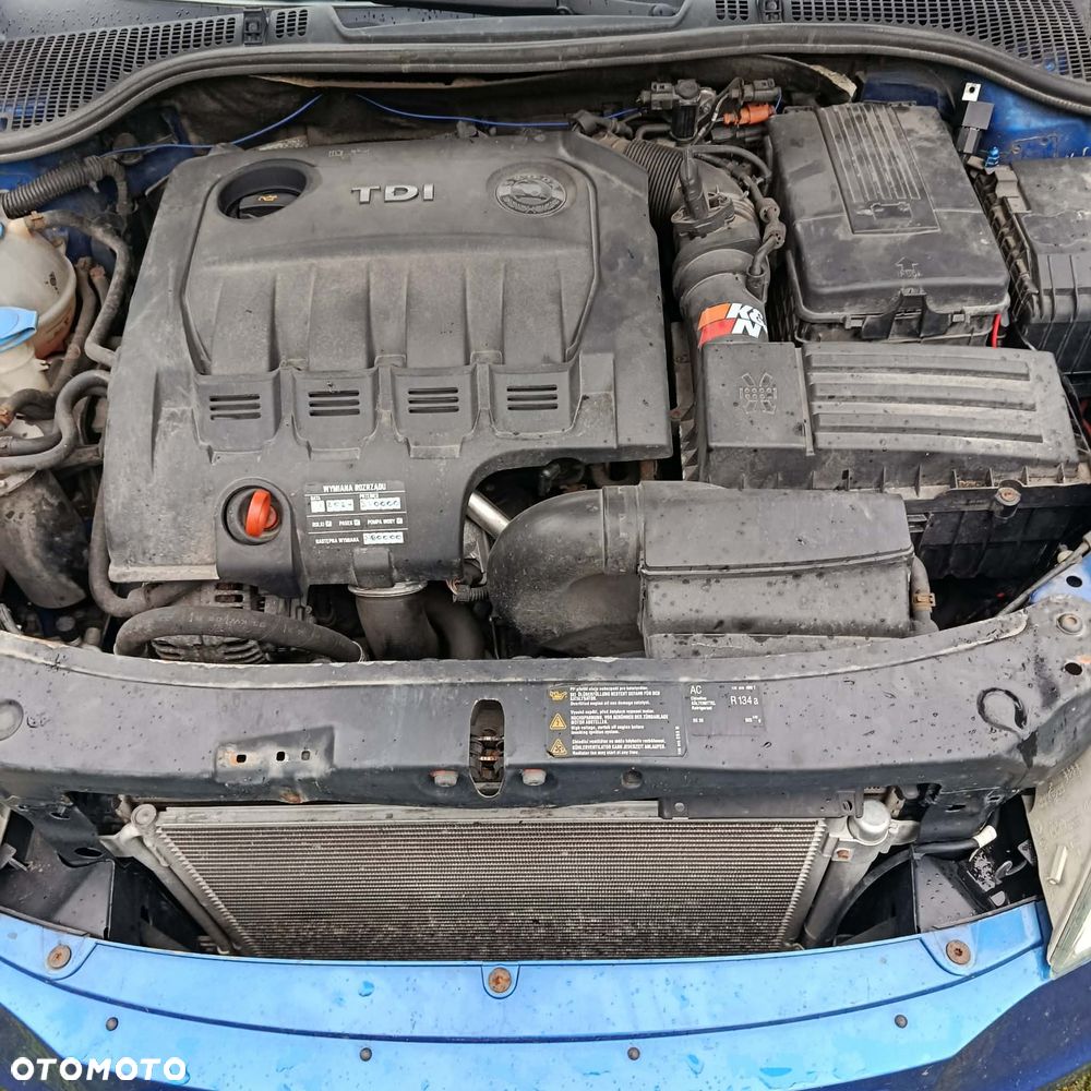 Skoda Octavia 2.0 TDI CR DPF RS - 14
