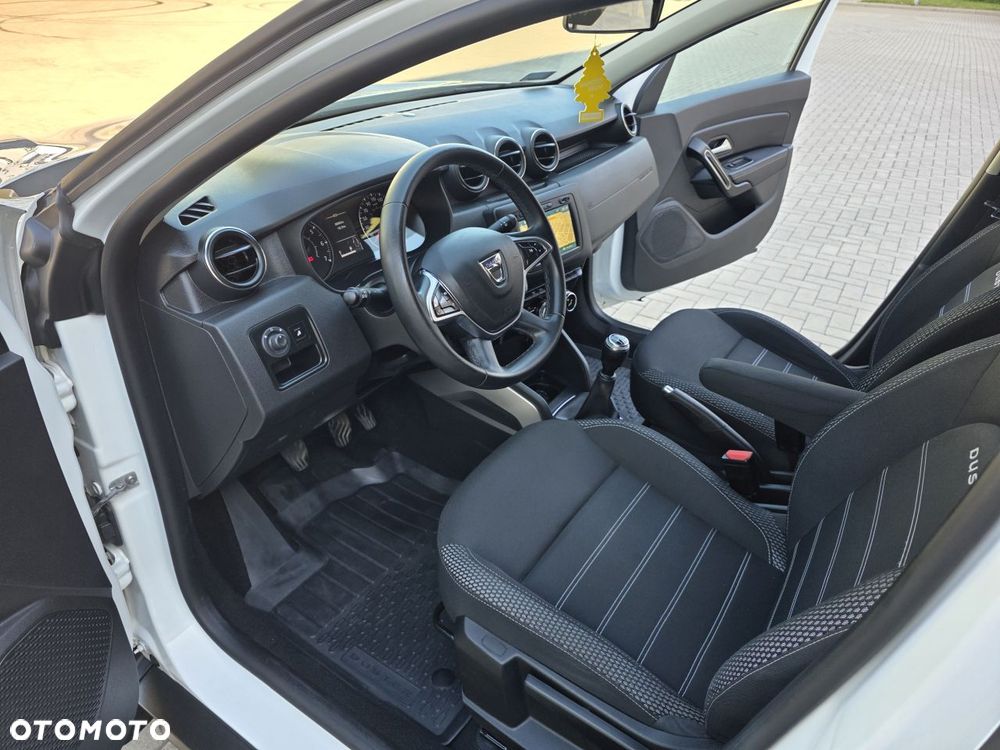 Dacia Duster 1.6 SCe Prestige - 14
