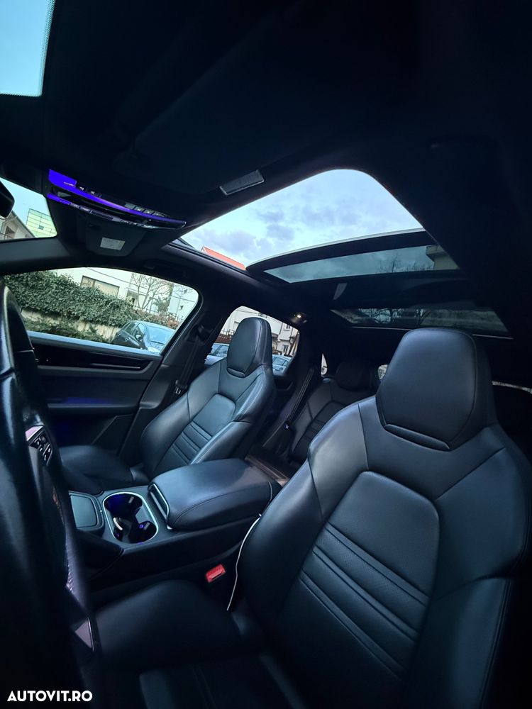 Porsche Cayenne - 15