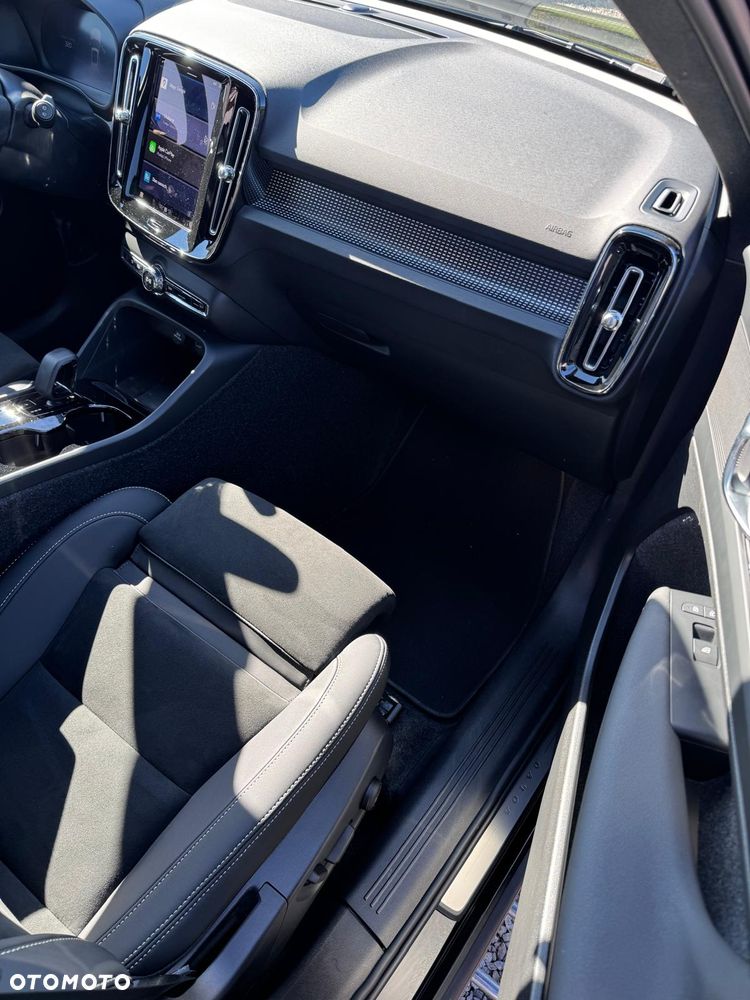 Volvo XC 40 B5 AWD Ultimate Dark - 10