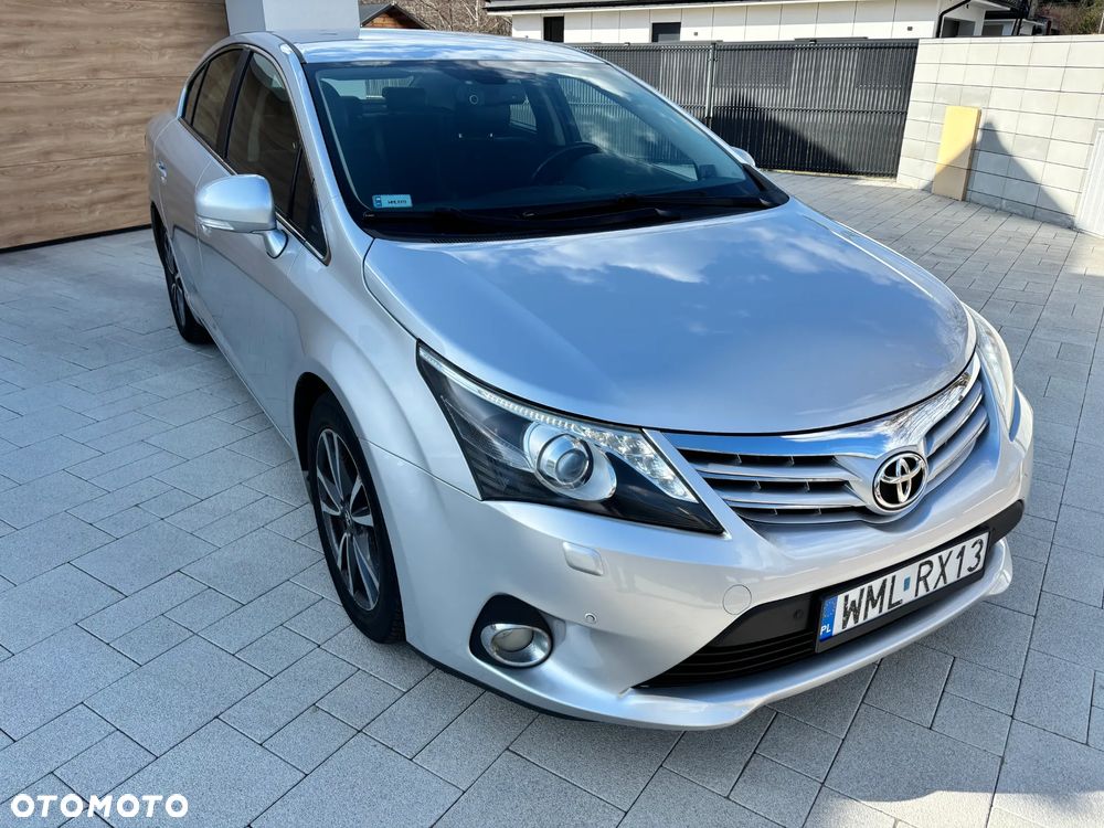 Toyota Avensis 2.2 D-4D Prestige - 3